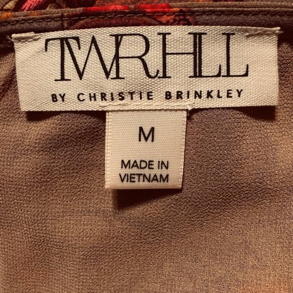 TWR HLL V neck Long Sleeve Maxi Dress - Picture 9 of 10